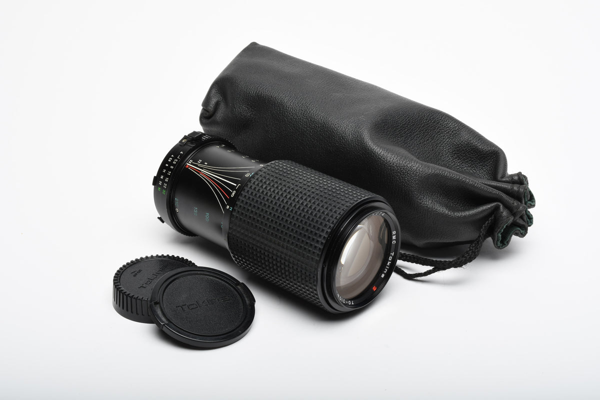 Tokina RMC 70-210mm f4 tele zoom lens for Minolta MD, Pouch, caps, Great