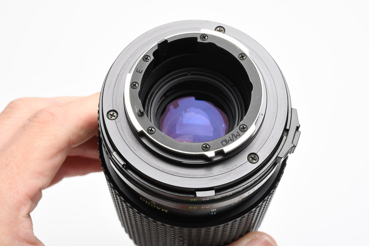 Tokina RMC 70-210mm f4 tele zoom lens for Minolta MD, Pouch, caps, Great