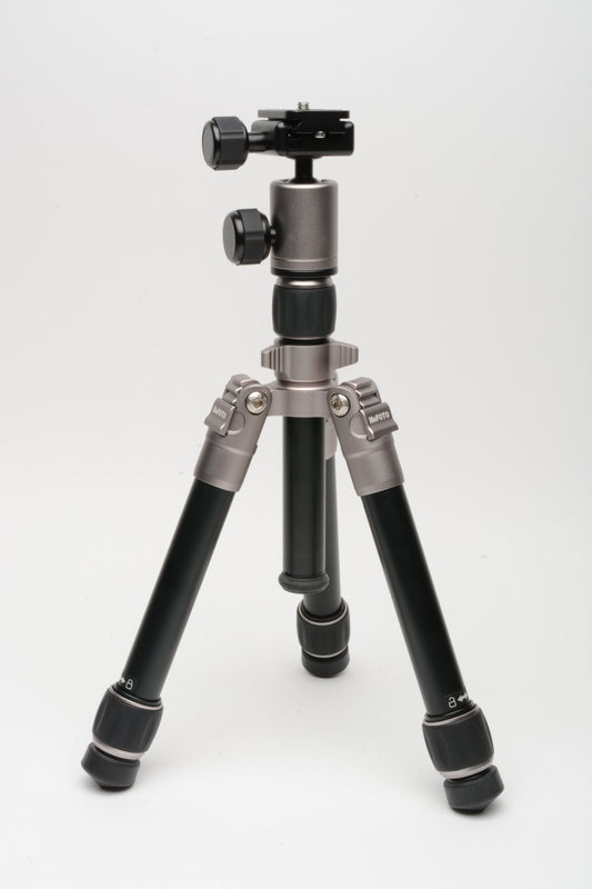 MeFOTO DayTrip Tripod A0320 Kit w/Case, QR plate, Great travel companion