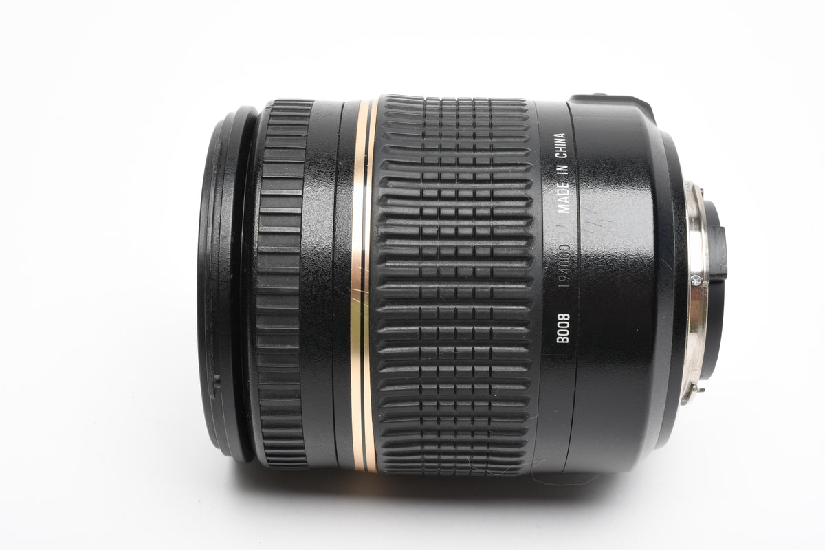 Tamron AF 18-270mm f3.5-6.3 Di II VC Zoom Lens B008 for Nikon w/Hood