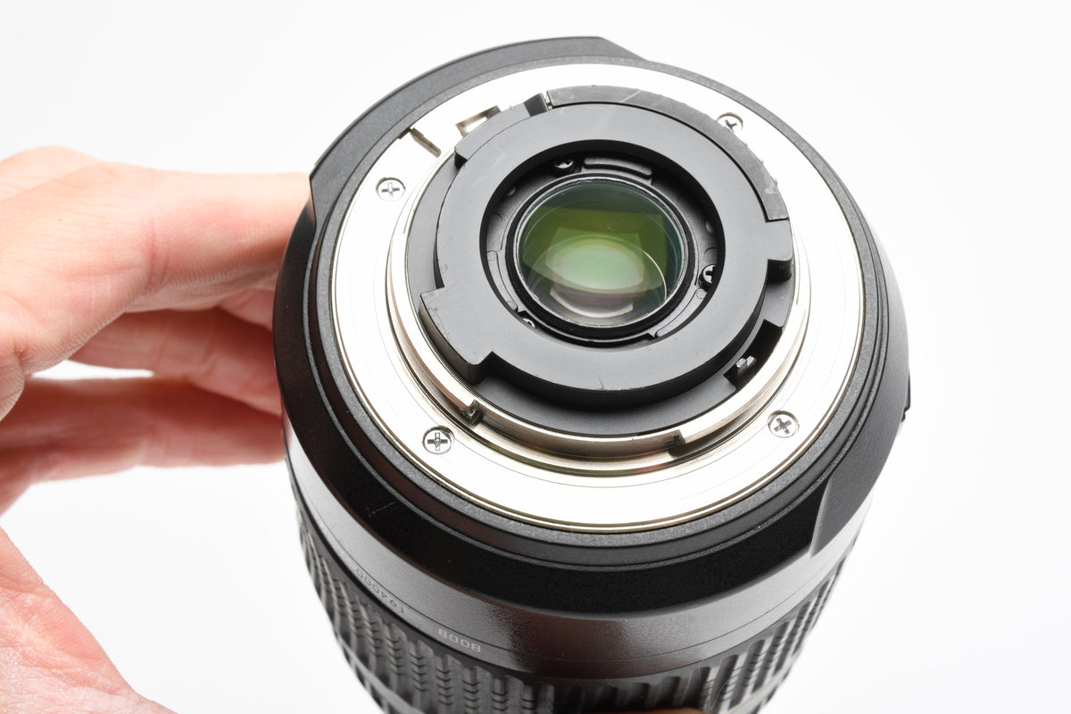 Tamron AF 18-270mm f3.5-6.3 Di II VC Zoom Lens B008 for Nikon w/Hood
