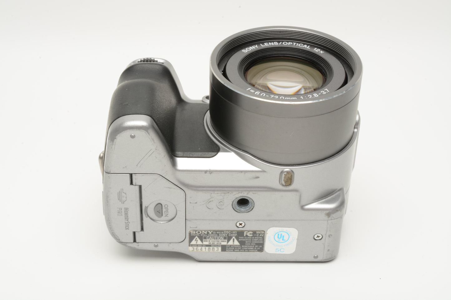 Sony DSC-H1 5.1MP Digital Point&Shoot camera, stick, cap, tested