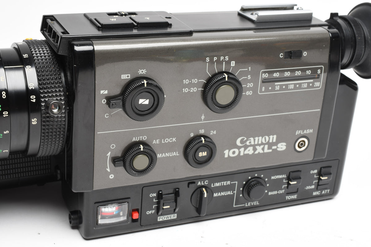 Canon 1014 XL-S Super 8 8mm Film Movie Camera 6.5-65mm F/1.4, Parts or Repair