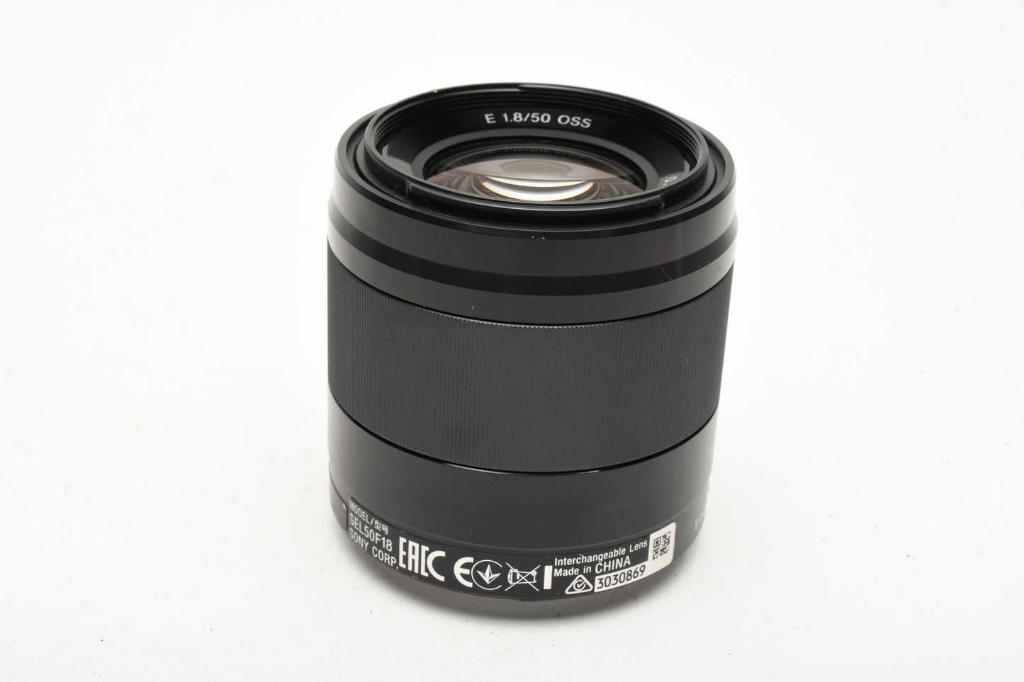 Sony 50mm f1.8 FE OSS SEL50F18 Prime lens, Hood, Light use