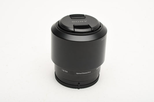 Sony 50mm f1.8 FE OSS SEL50F18 Prime lens, Hood, Light use