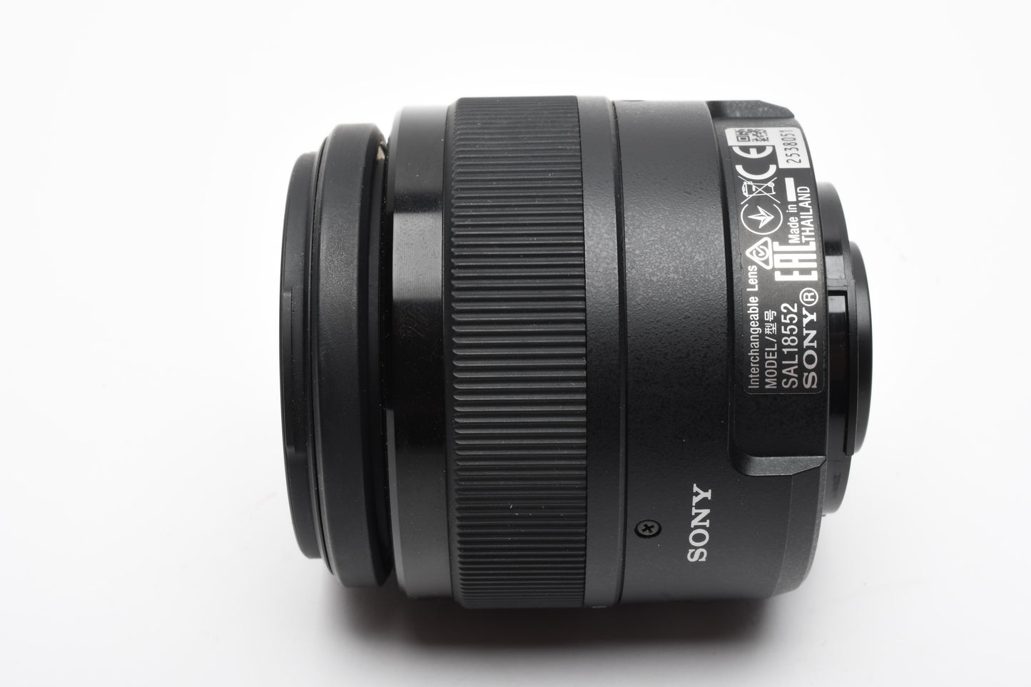 Sony DT 18-55mm f3.5-5.6 II zoom lens, Caps, Stiff zoom, still great