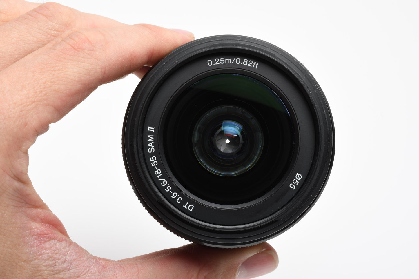 Sony DT 18-55mm f3.5-5.6 II zoom lens, Caps, Stiff zoom, still great