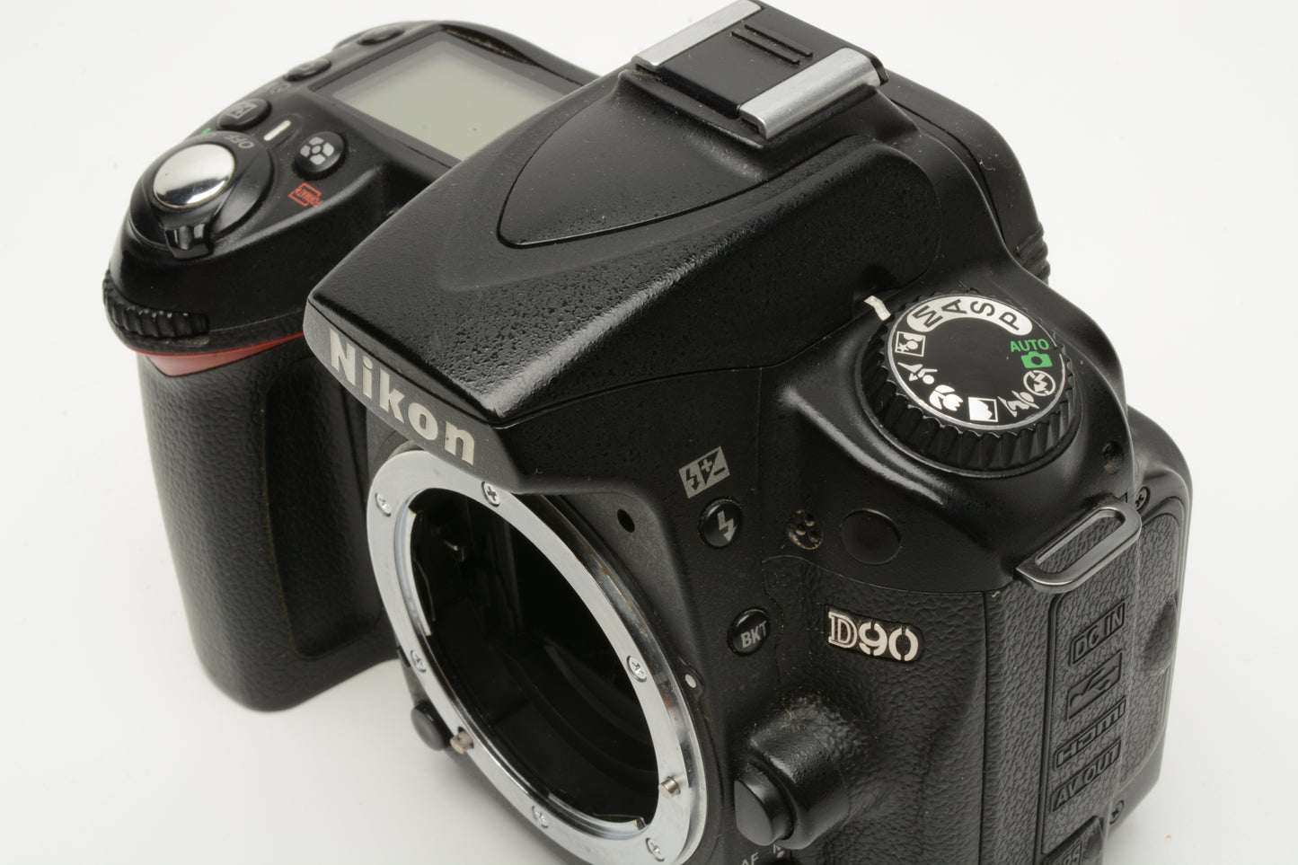 Nikon D90 DSLR body, 2X batts, charger, LCD cover, 29K Acts, works great