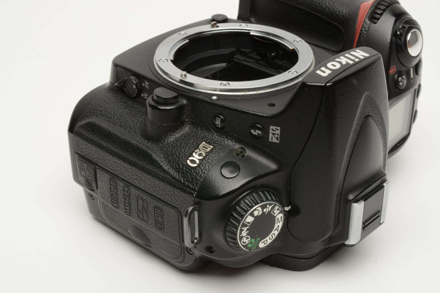 Nikon D90 DSLR body, 2X batts, charger, LCD cover, 29K Acts, works great