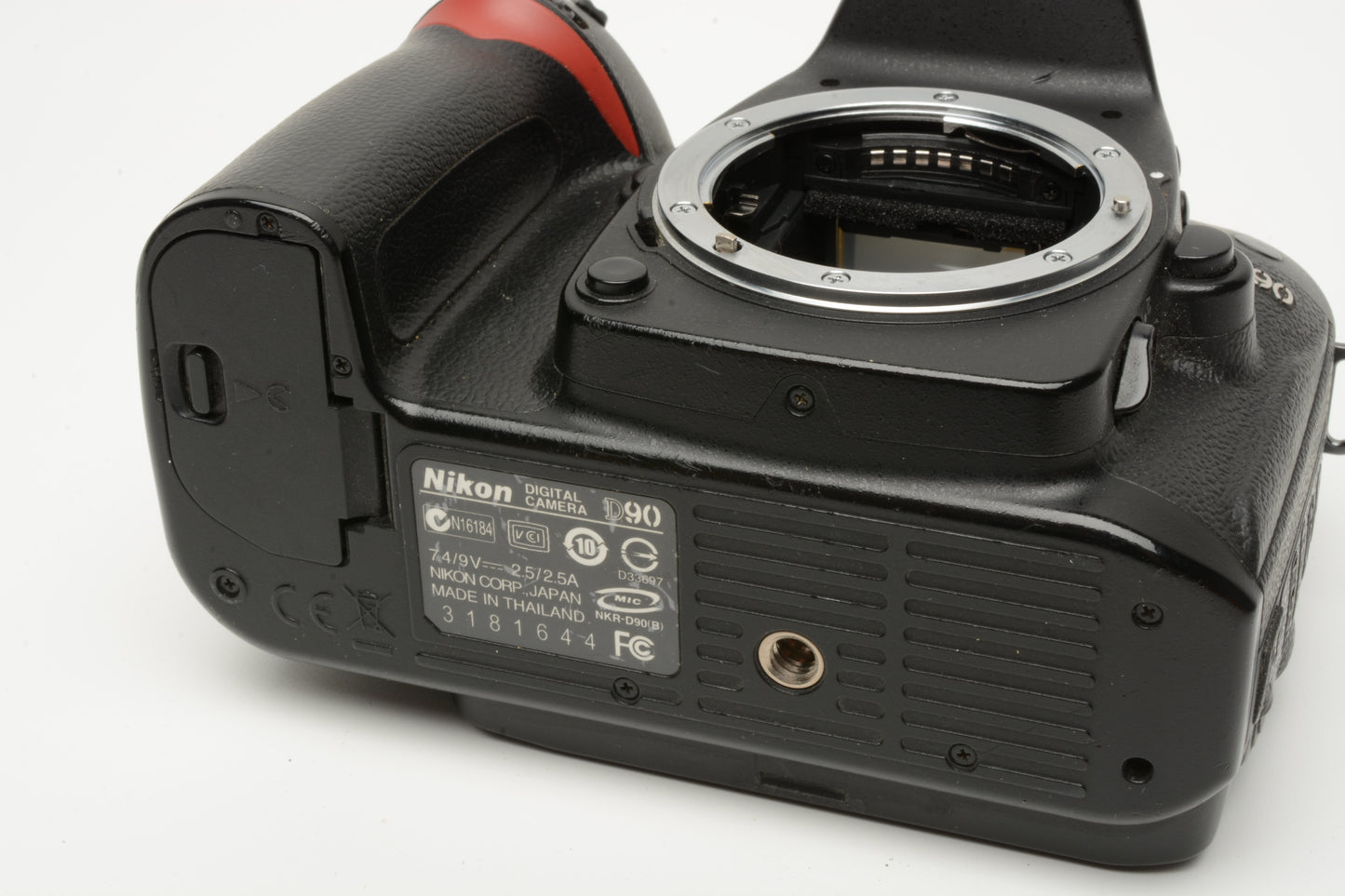 Nikon D90 DSLR body, 2X batts, charger, LCD cover, 29K Acts, works great