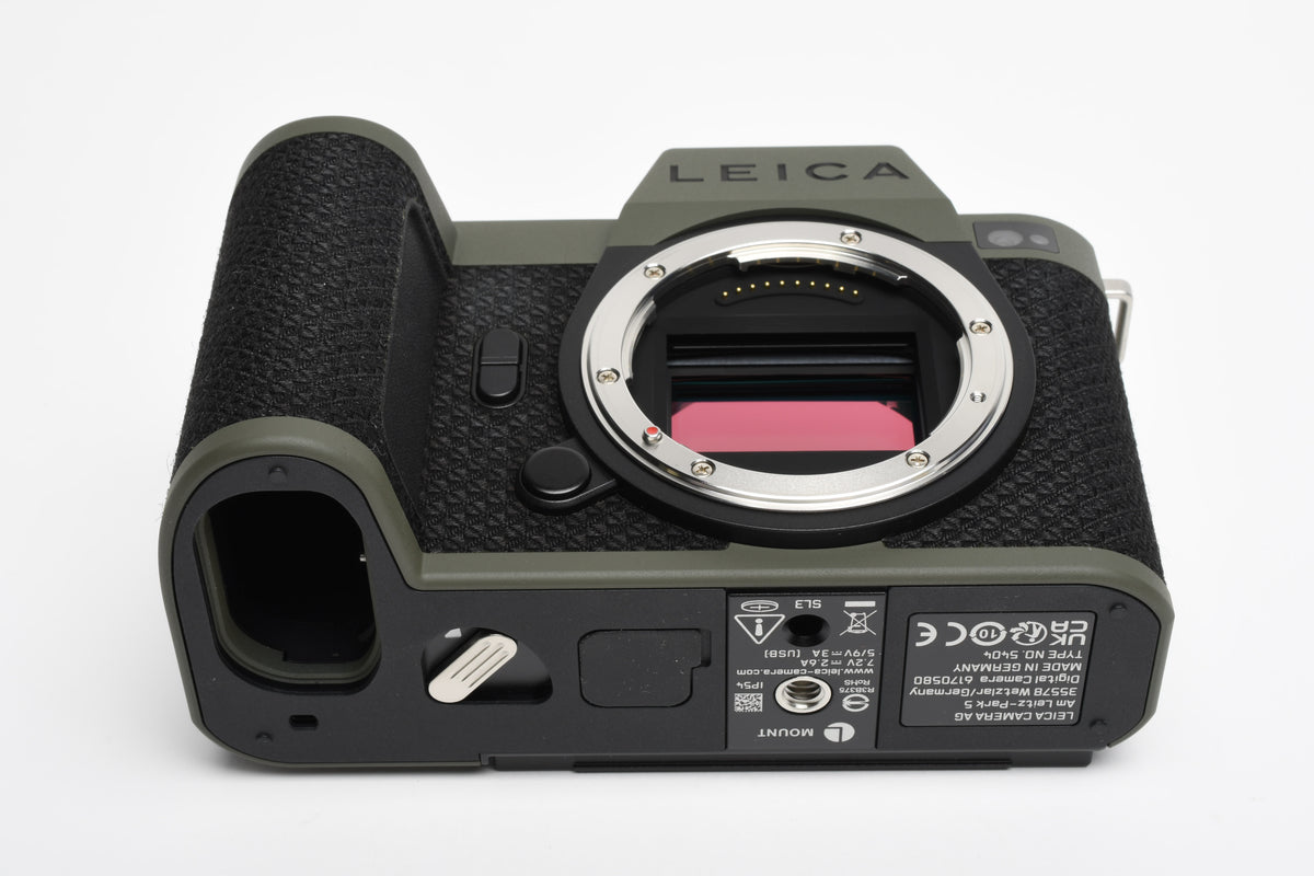 Leica SL3 Reporter Mirrorless Camera Mint, w/Leica USA Warranty, Complete