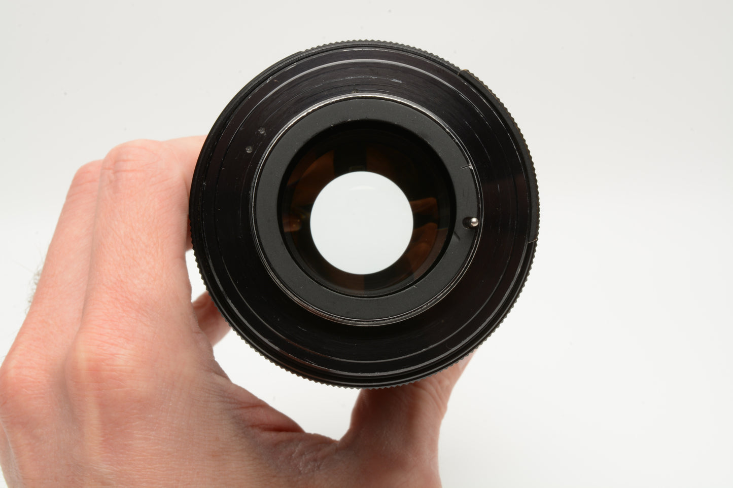 Vivitar 85-205mm f3.8 Telephoto zoom lens w/M42 mount, caps, case, clean