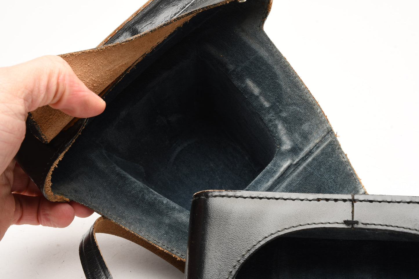 Leica Leitz M4 black eveready leather case, Nice & Clean, w/strap