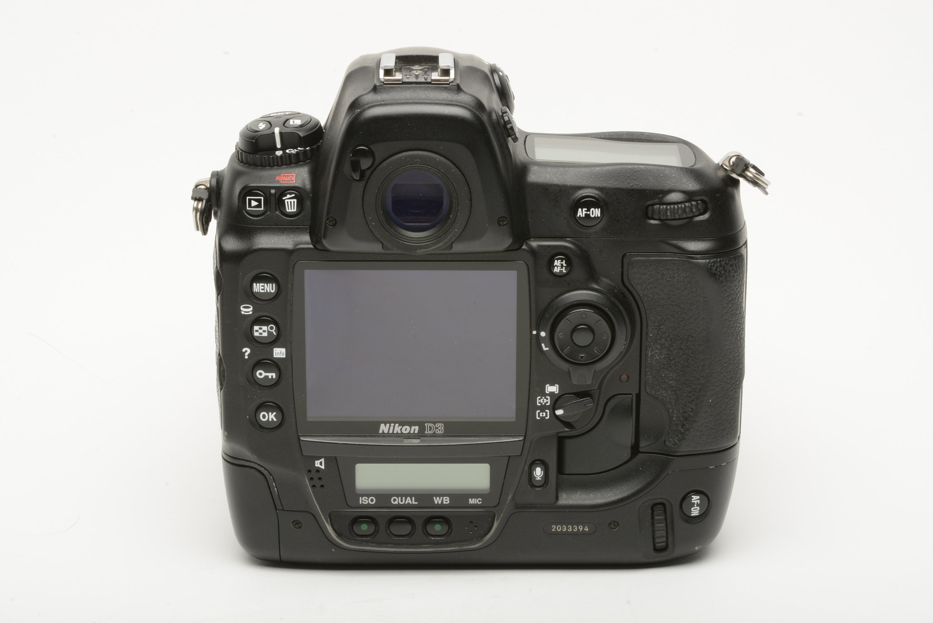 Nikon D3 12.1MP DSLR body, 2batts, charger, strap, manuals 73K