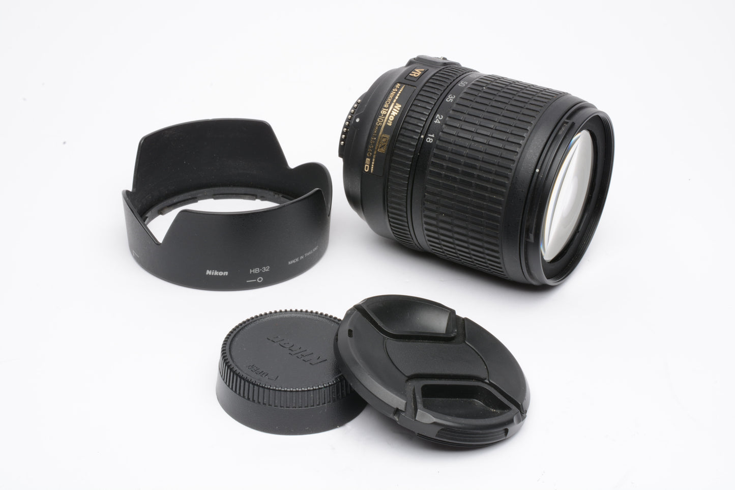 Nikon AF-S 18-105mm f3.5-5.6G ED DX VR zoom lens, hood, caps