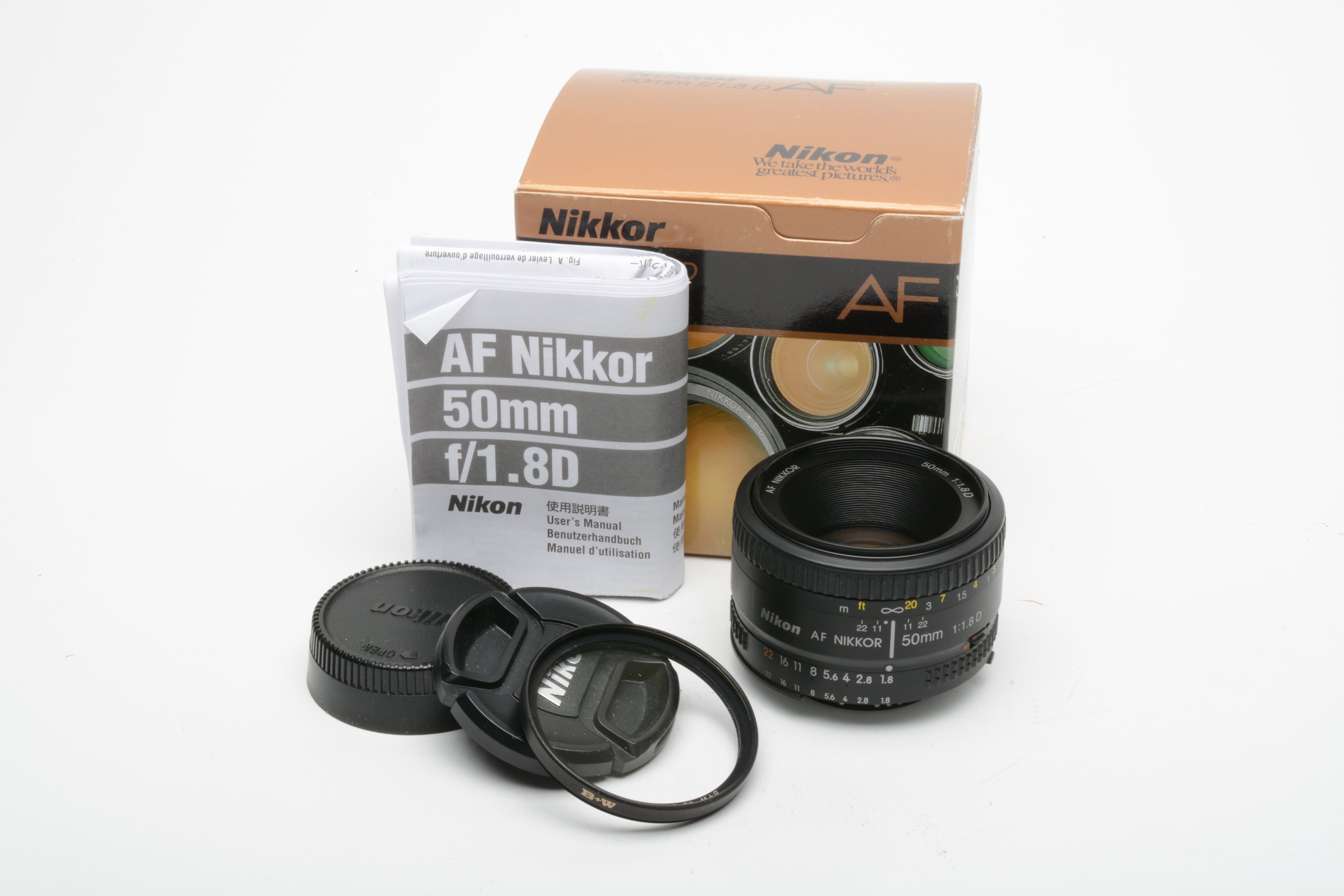 Nikon Nikkor AF 50mm f1.8D Prime lens, caps, cap, UV filter