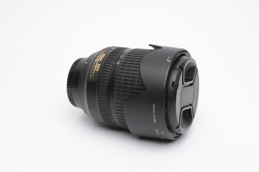 Nikon AF-S 18-105mm f3.5-5.6G ED DX VR zoom lens, hood, caps