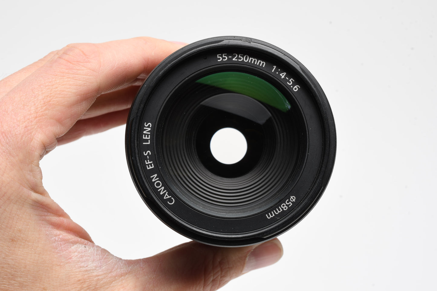 Canon EF-S 55-250mm f4-5.6 IS Zoom lens, w/Caps