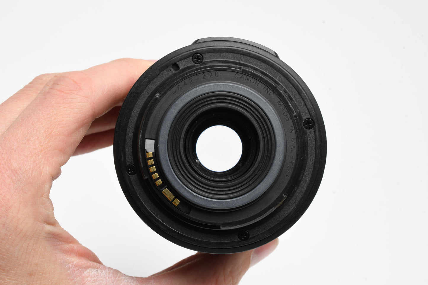 Canon EF-S 55-250mm f4-5.6 IS Zoom lens, w/Caps