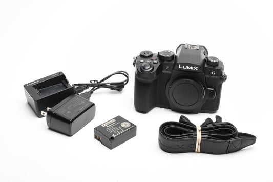 Panasonic Lumix DC-G95 4K Body Only, 19,289 Acts, teated, Nice