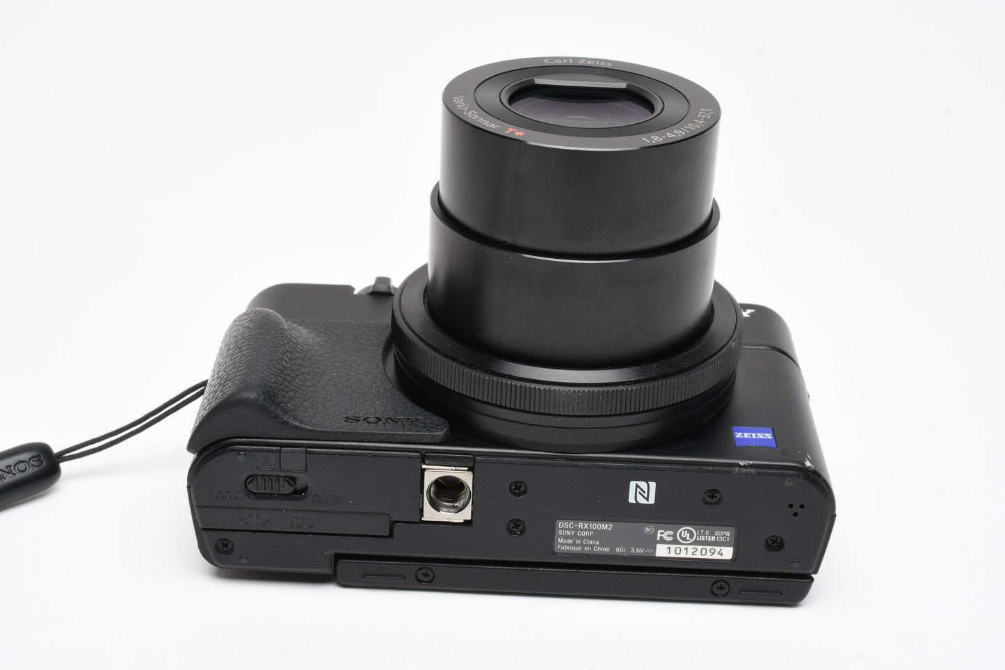 Sony Cyber-Shot DSC-RX100 II 20.2MP Digital Point&Shoot Camera, Mint-