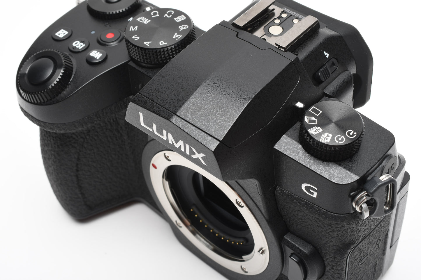 Panasonic Lumix DC-G95 4K Body Only, 19,289 Acts, teated, Nice