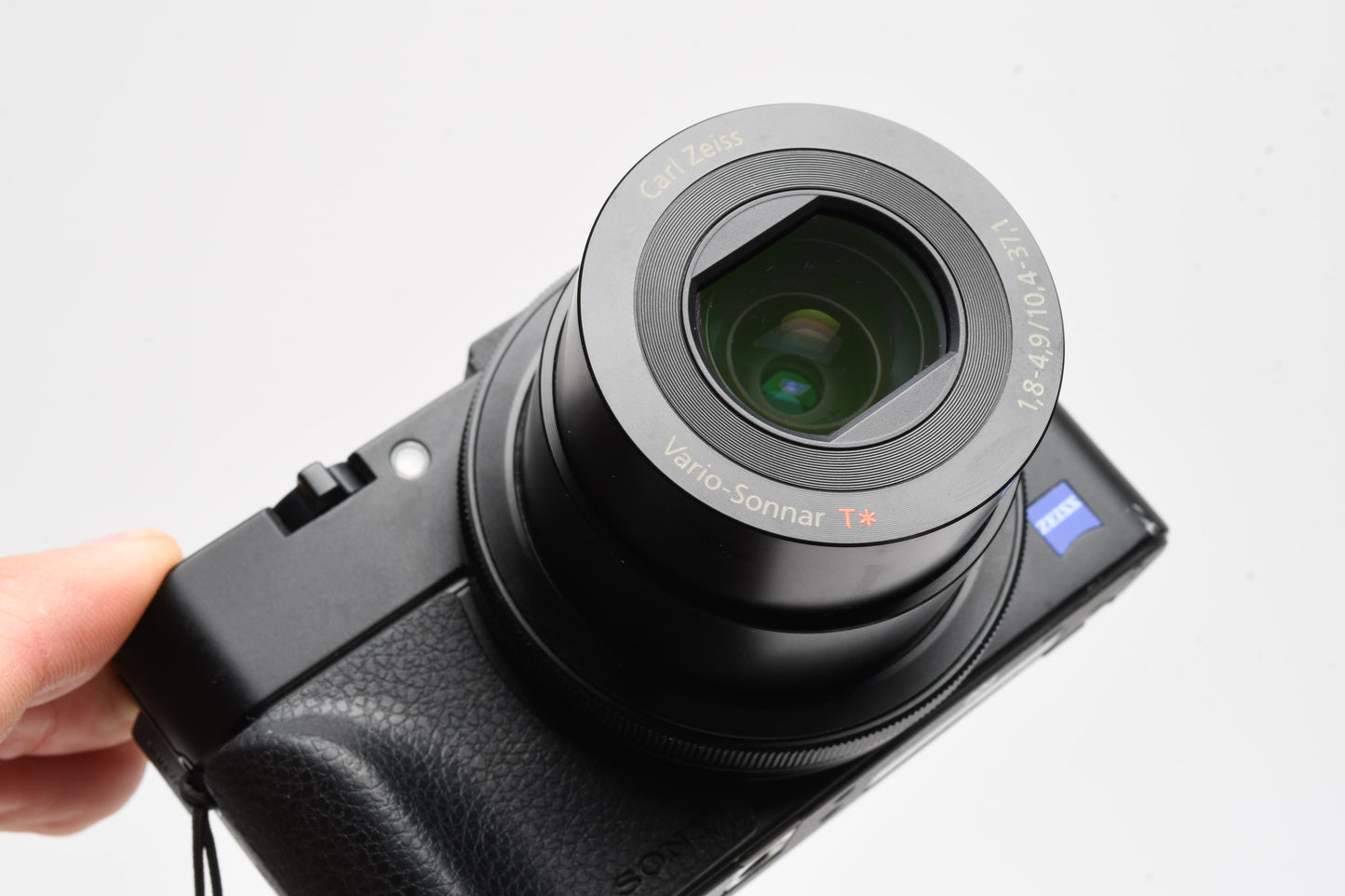 Sony Cyber-Shot DSC-RX100 II 20.2MP Digital Point&Shoot Camera, Mint-