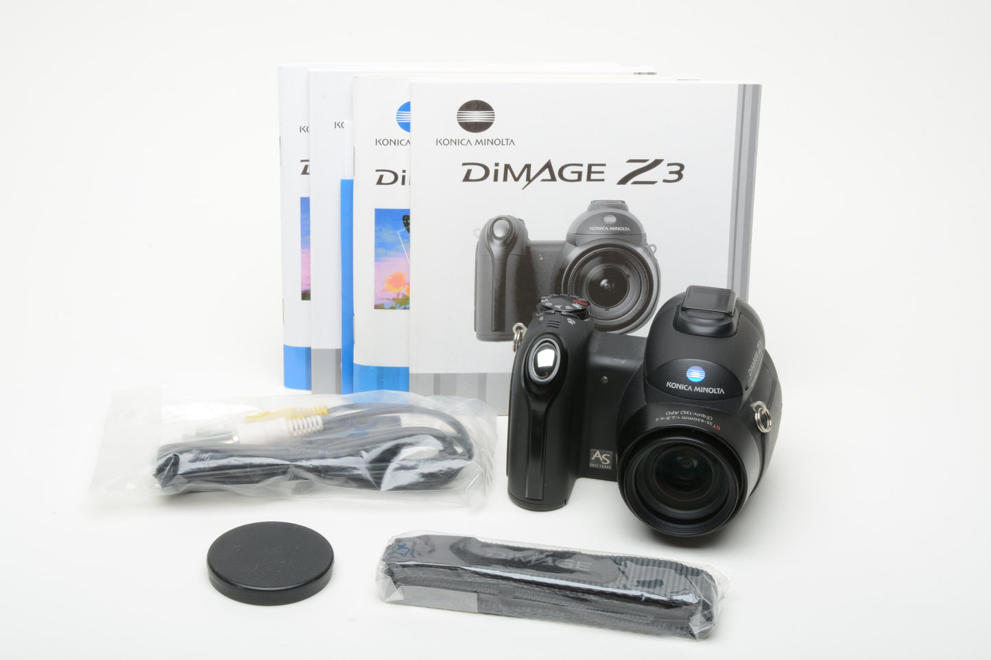 Minolta Dimage Z3 4MP Digital Point&Shoot camera, strap, AV, manuals, Clean!