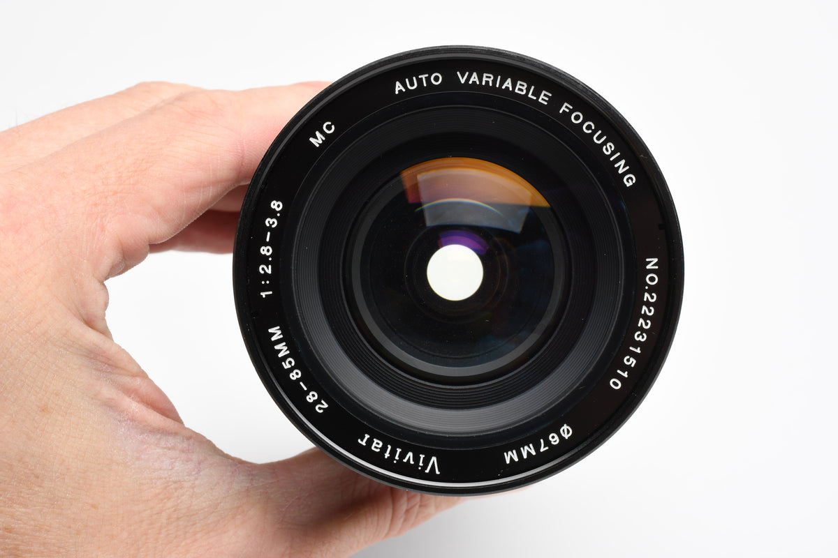 Vivitar 28-85mm f2.8-3.8 MC Zoom lens for Canon FD Mount, Caps, Good!