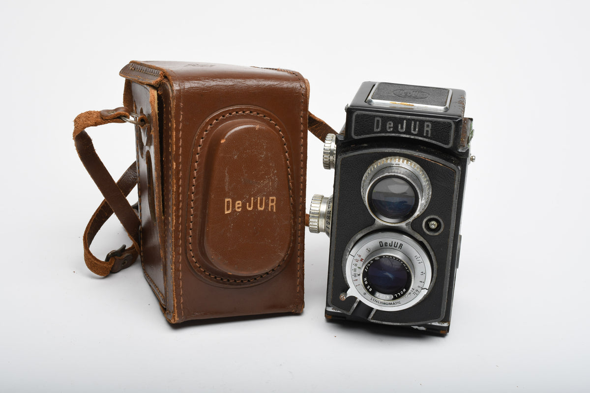 Dejur TLR 120 camera w/85mm f3.5 lens, case+strap, works! tested