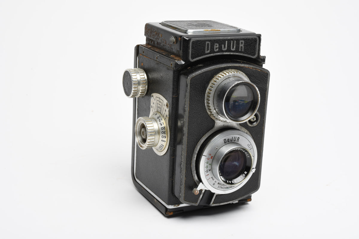 Dejur TLR 120 camera w/85mm f3.5 lens, case+strap, works! tested