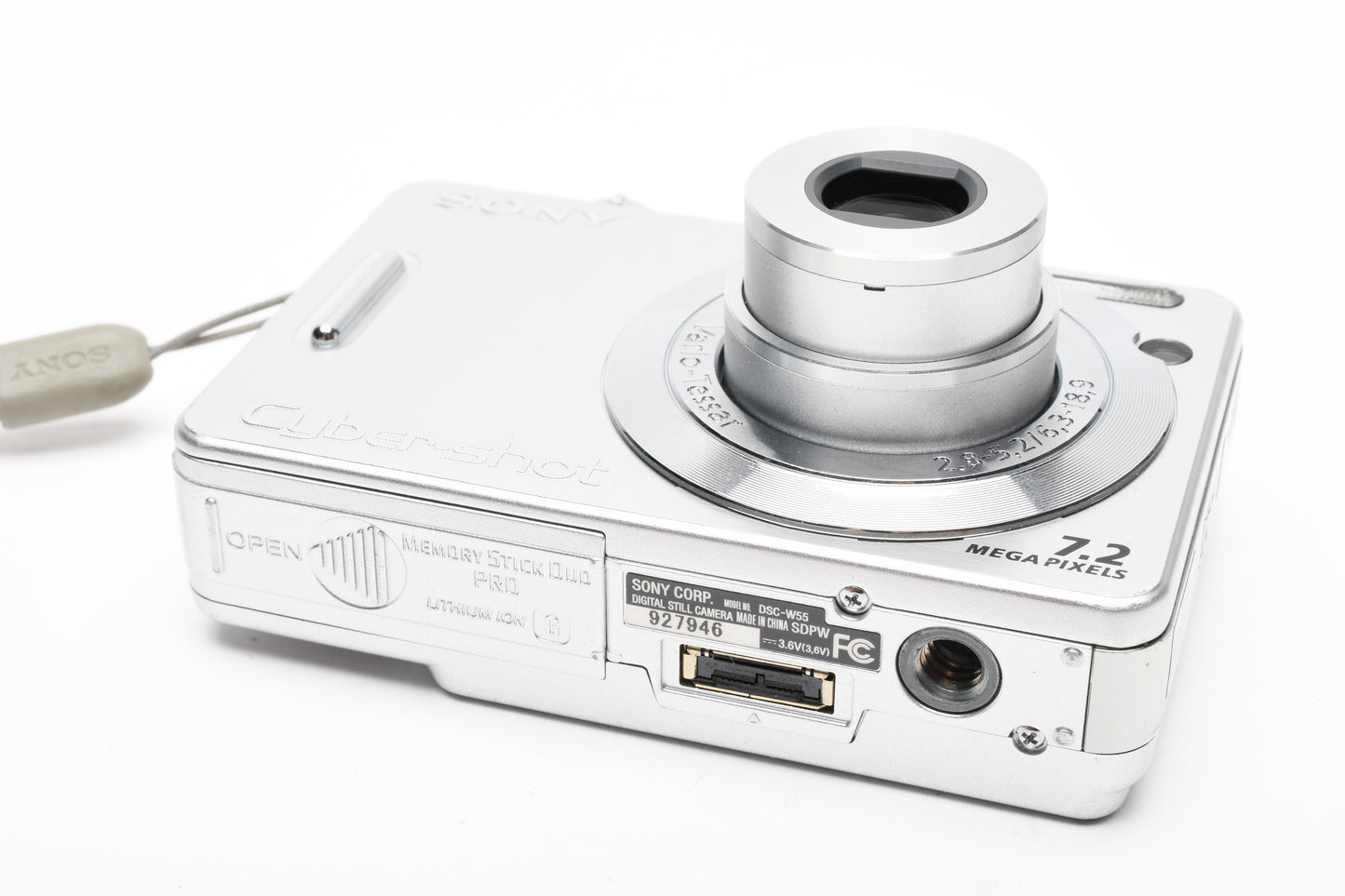 Sony DSC-W55 7.2MP Digital Point&Shoot camera, batt+charger+256MB card, Great!