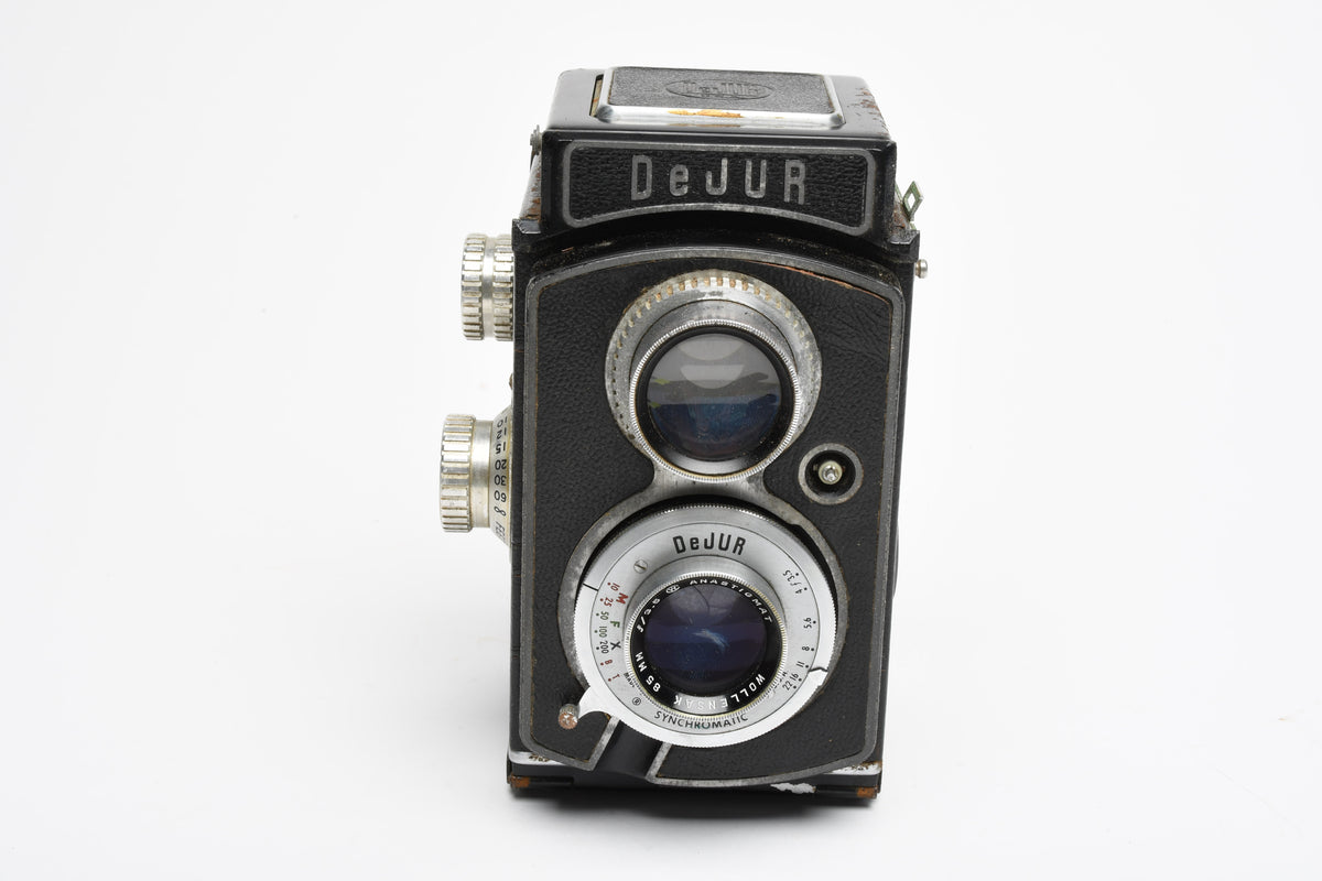 Dejur TLR 120 camera w/85mm f3.5 lens, case+strap, works! tested
