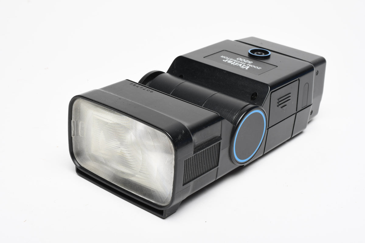 Vivitar 5200 Shoe mount flash Dedicated for Minolta or Pentax 35mm SLRs, Tested
