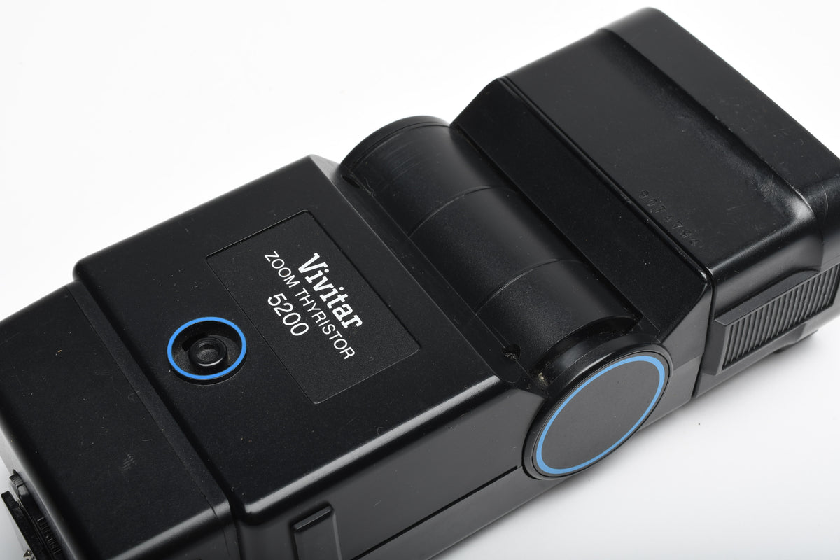 Vivitar 5200 Shoe mount flash Dedicated for Minolta or Pentax 35mm SLRs, Tested