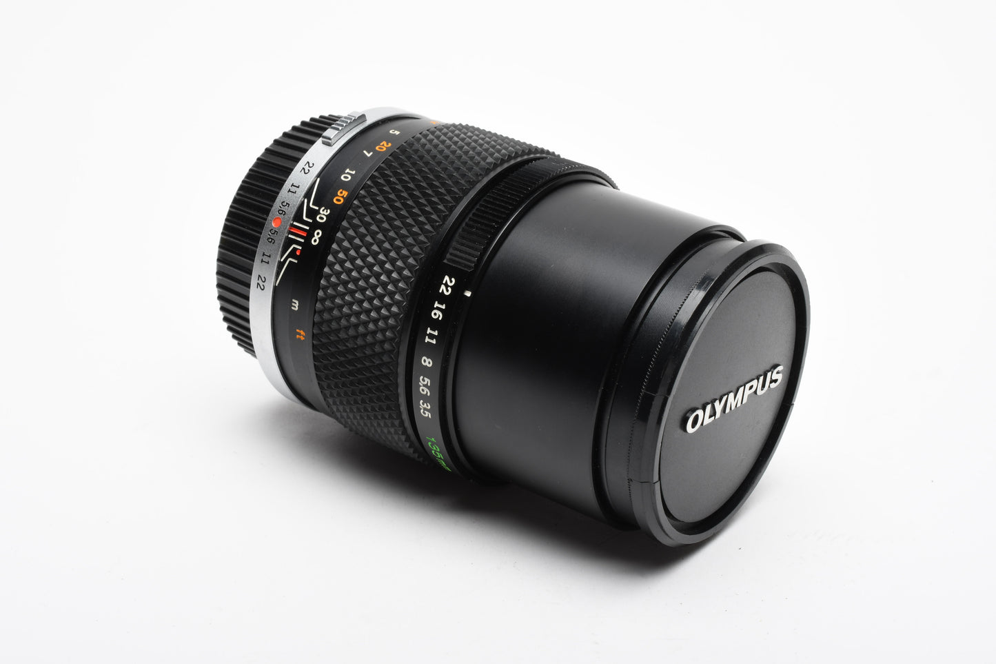 Olympus OM Zuiko 135mm f3.5 Portrait lens, Caps+Case+Sky, Great!