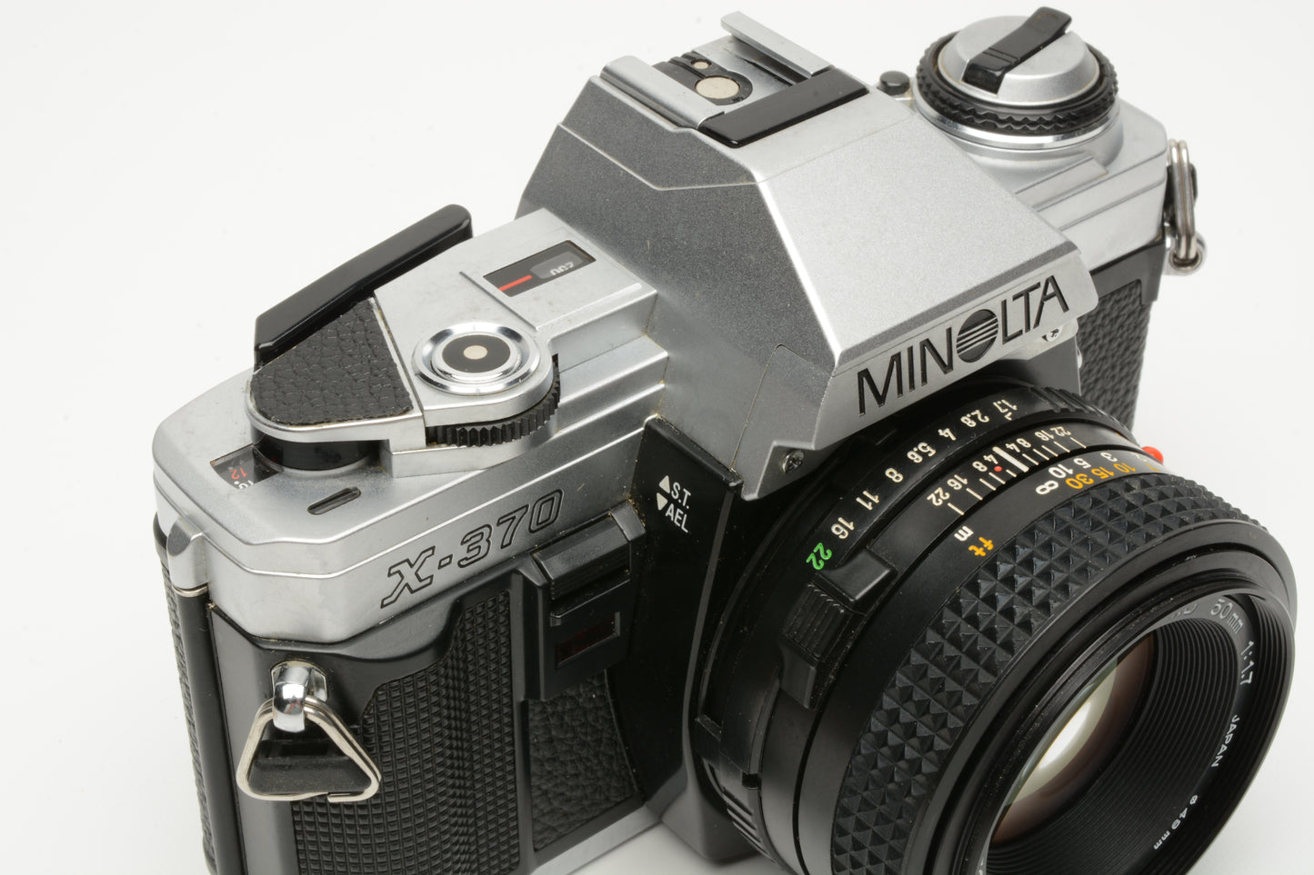 Minolta X-370 35mm SLR w/50mm f1.7 Prime lens, New seals, CR, Great!