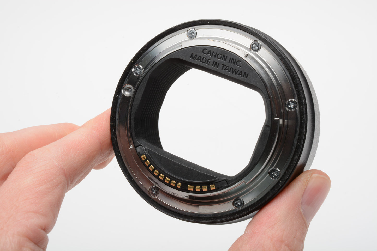 Canon Mount Adapter EF-EOS R, barely used, w/caps + case