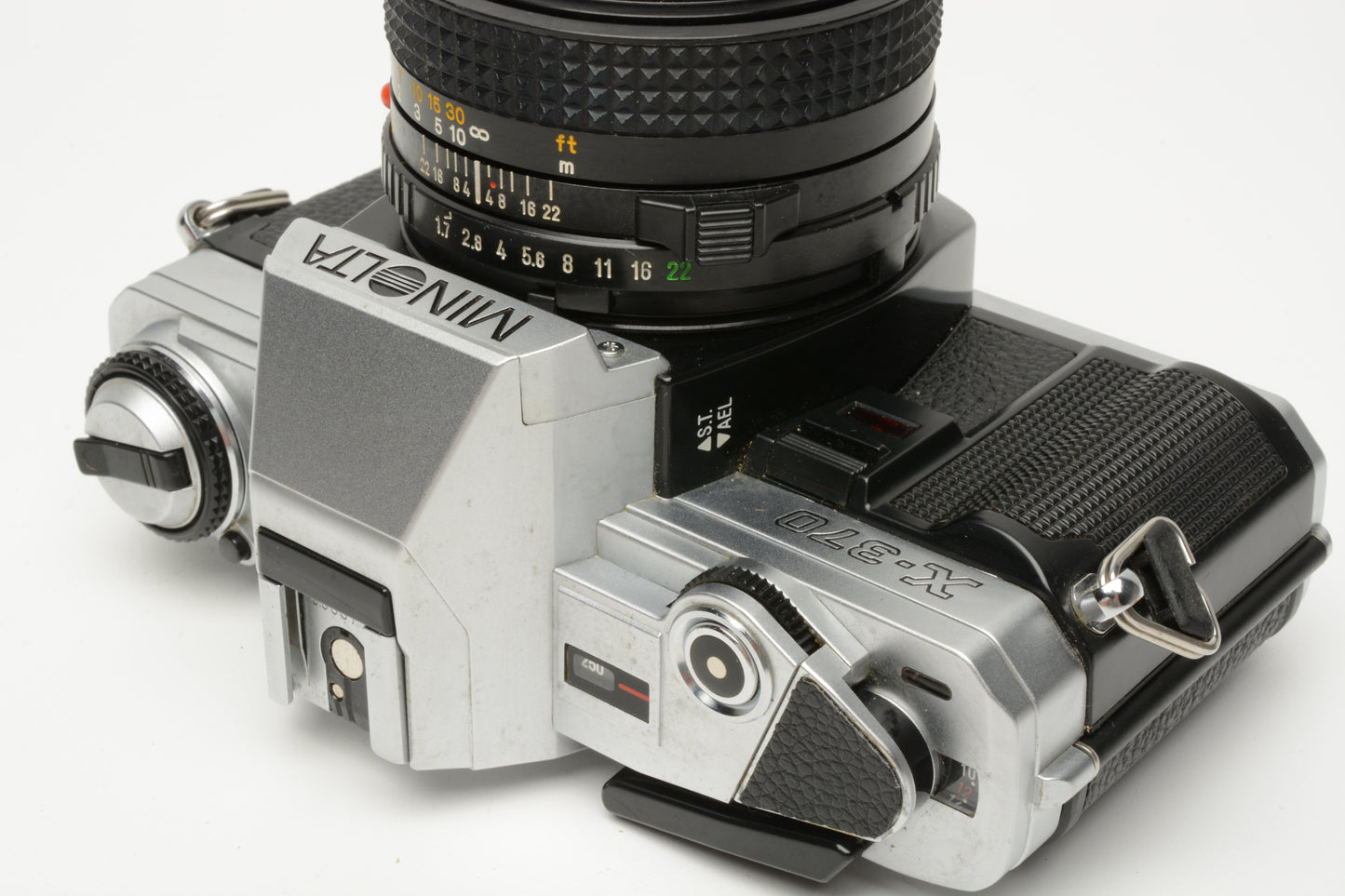 Minolta X-370 35mm SLR w/50mm f1.7 Prime lens, New seals, CR, Great!