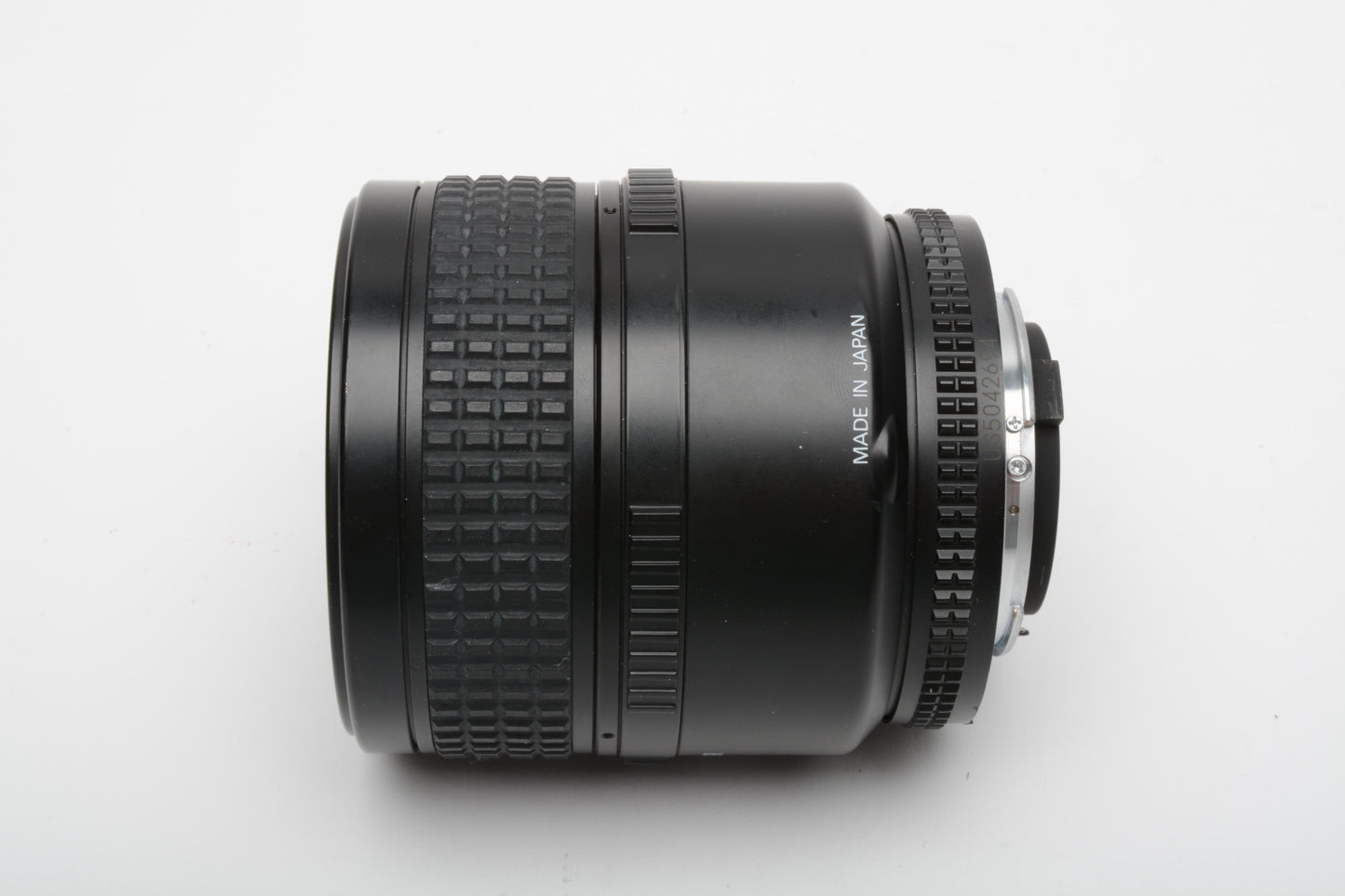 Nikon Nikkor AF Micro 60mm f2.8D w/caps, very clean and sharp!