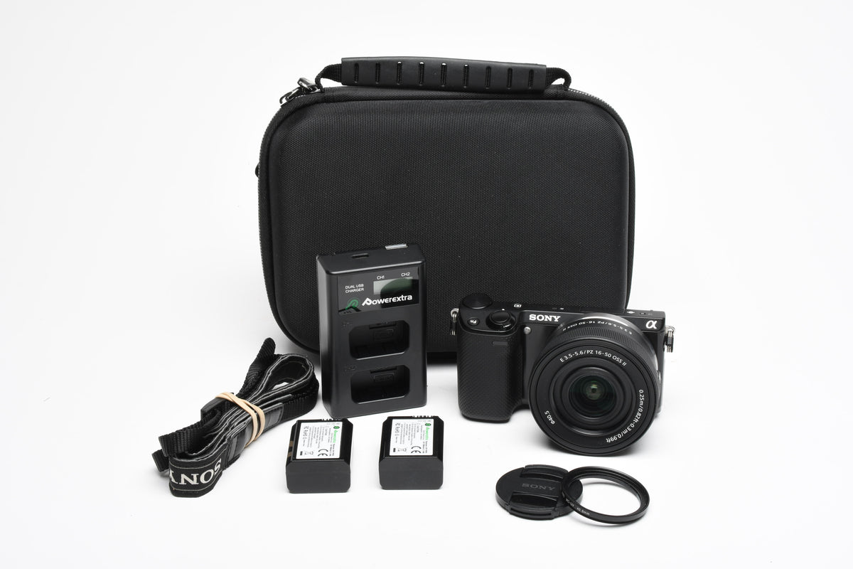 Sony NEX-5r Compact digital w/16-50mm OSS II lens, 2Batts, Dual charger, Tested