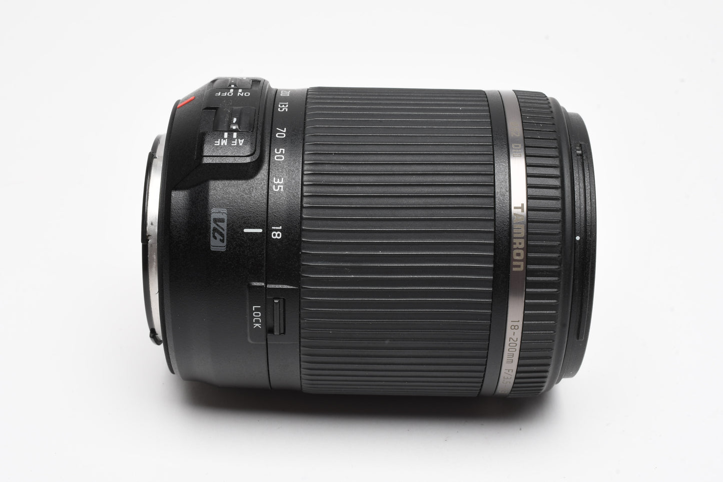 Tamron AF 18-200mm F3.5-6.3 compact zoom lens, hood+UV Canon B018 Mint-