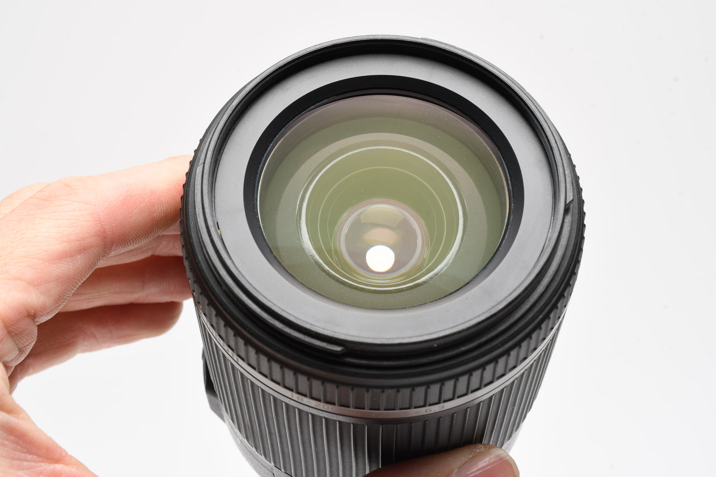 Tamron AF 18-200mm F3.5-6.3 compact zoom lens, hood+UV Canon B018 Mint-