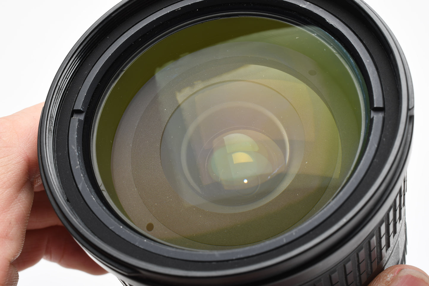 Nikon AF-S Nikkor 18-200mm F3.5-5.6 G ED VR DX zoom lens, clean! +Hood