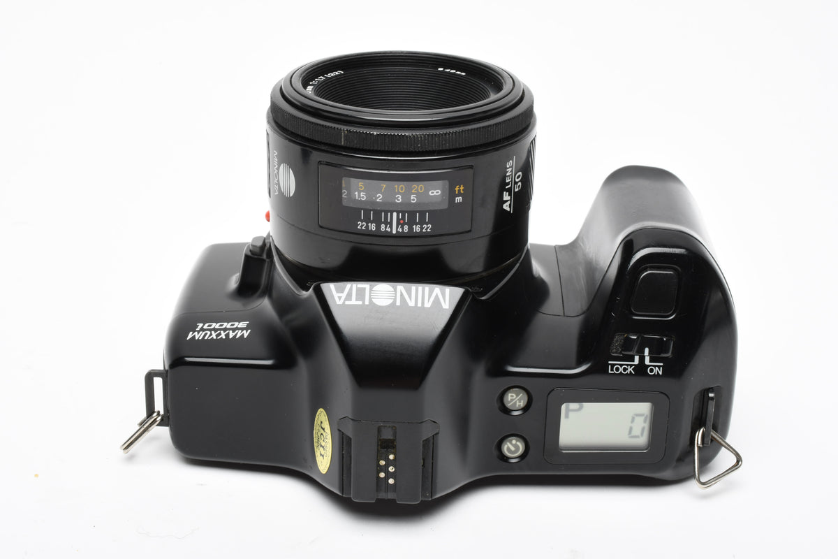 Minolta Maxxum 3000i 35mm SLR w/AF 50mm f1.7 prime lens, Strap, tested, Nice