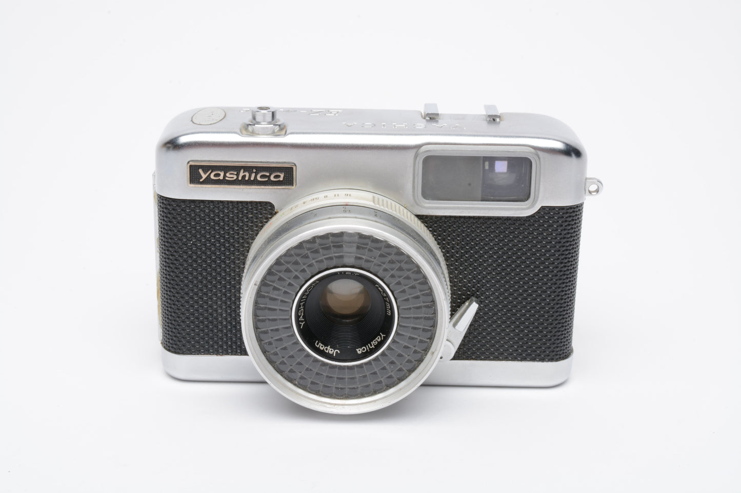 Yashica EZ-Matic 126 Format Rangefinder camera, 1970s style, Works! Vintage