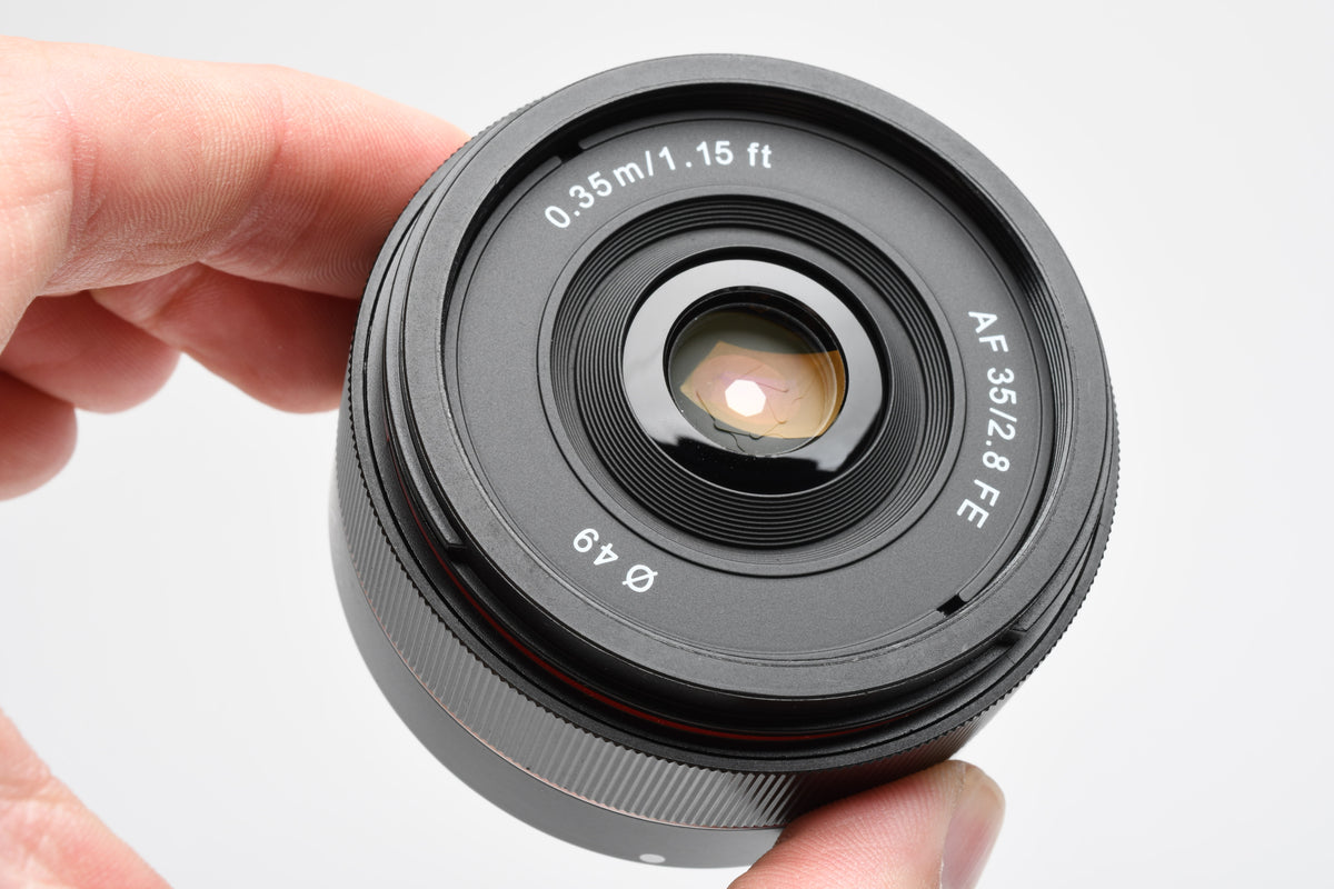 Samyang AF 35mm f2.8 FE for Sony E Mount, Caps, Case, Mint-