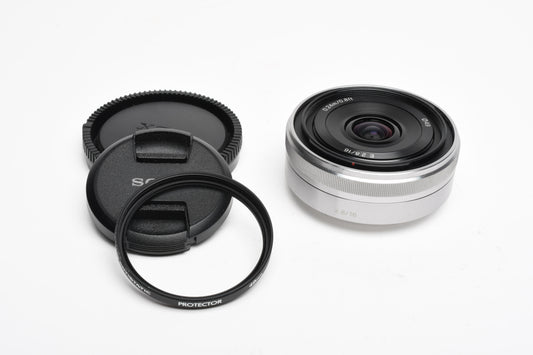 Sony 16mm f2.8 SEL16F28 wide angle E-mount lens, Caps, UV, Great!