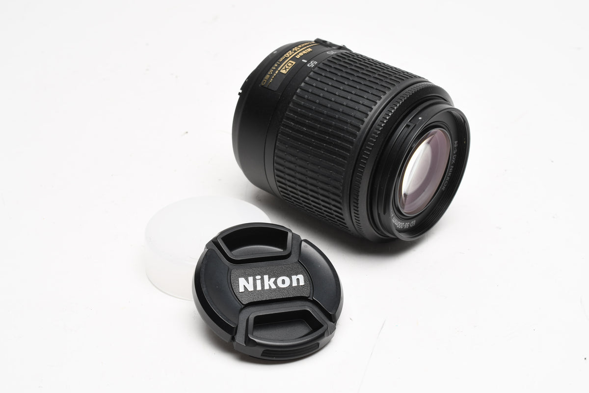 Nikon AF-S DX Nikkor ED 55-200mm f4-5.6G SWM Zoom Lens