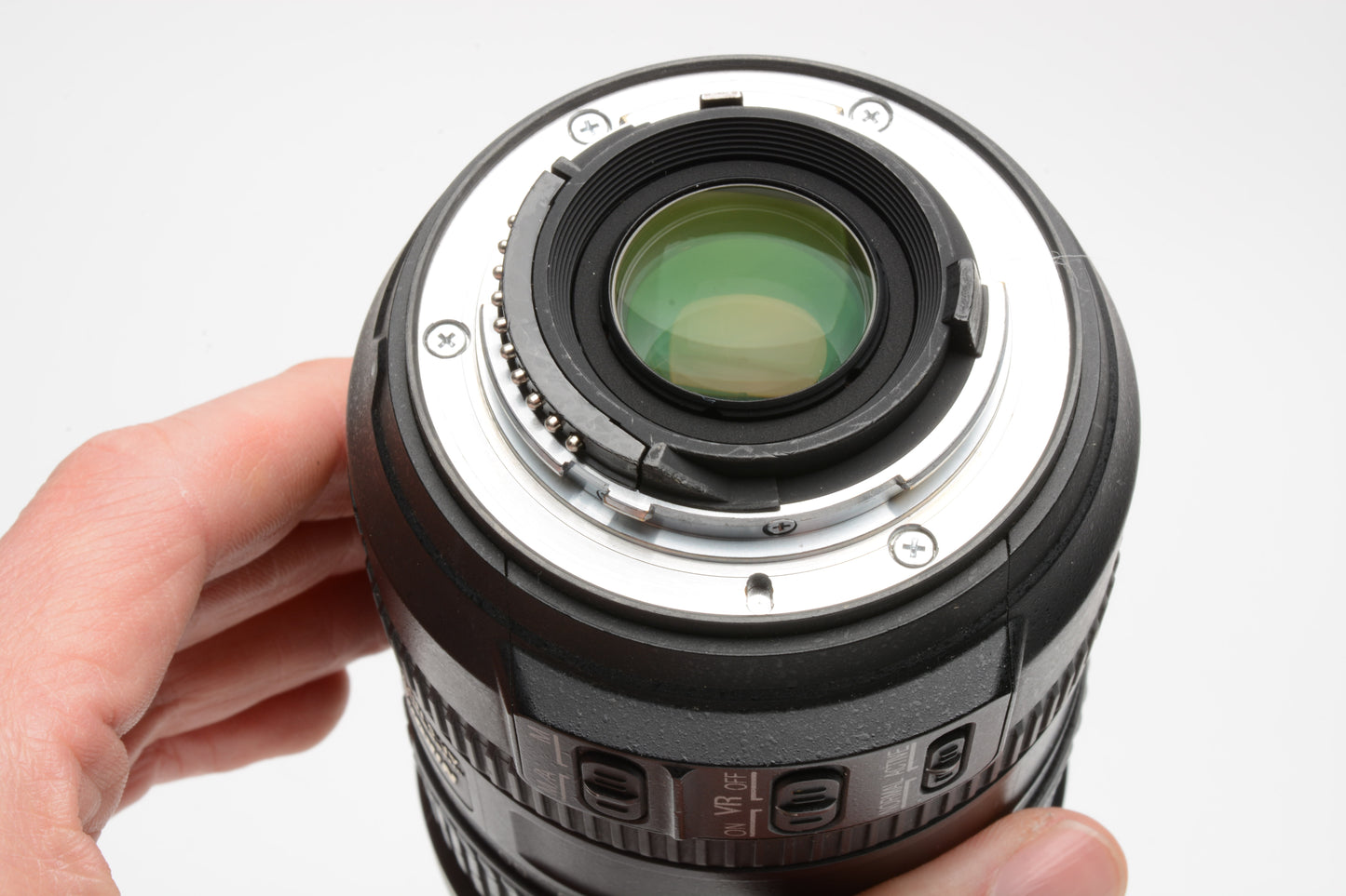 Nikon AF-S Nikkor 18-200mm F3.5-5.6 G ED VR DX zoom lens, hood+UV, *READ